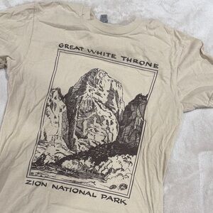 Zion National Park Graphic T-Shirt - Cream